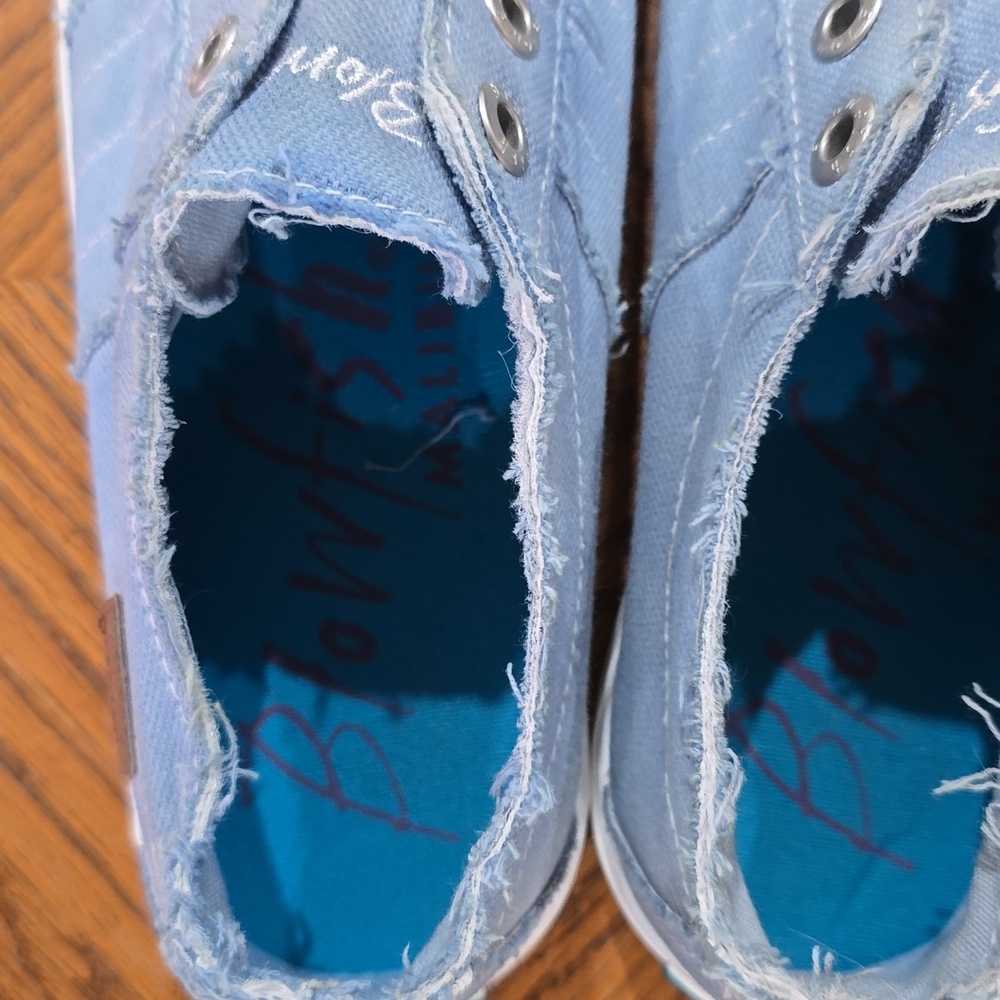 Casual Light Blue Women's Slip-On Sneakers - Picture 7 of 7